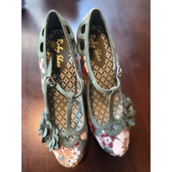 Ruby Shoo Limited Edition Valerie Court Heels Olive, Floral Detail Round Heel 10 - Picture 8 of 8